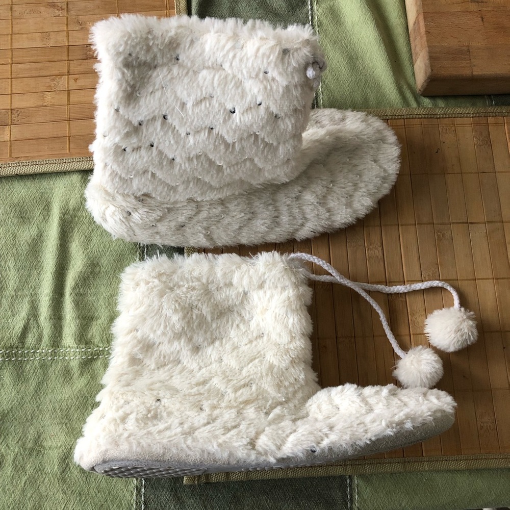 Bootie style slippers